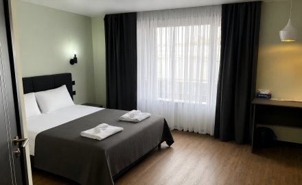 Standard Room with Courtyard View